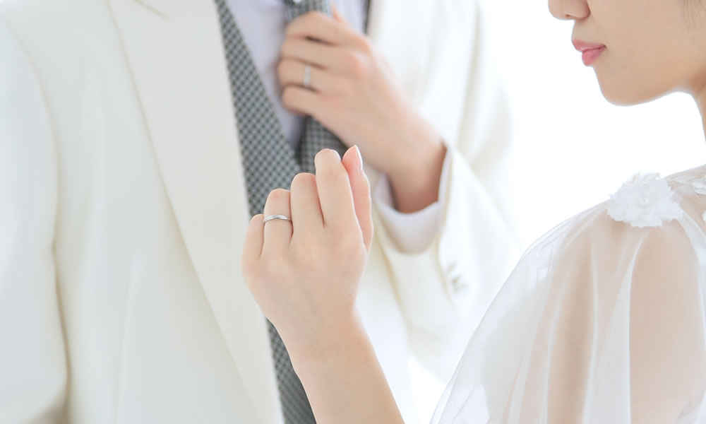 気になる結婚指輪の相場とは？