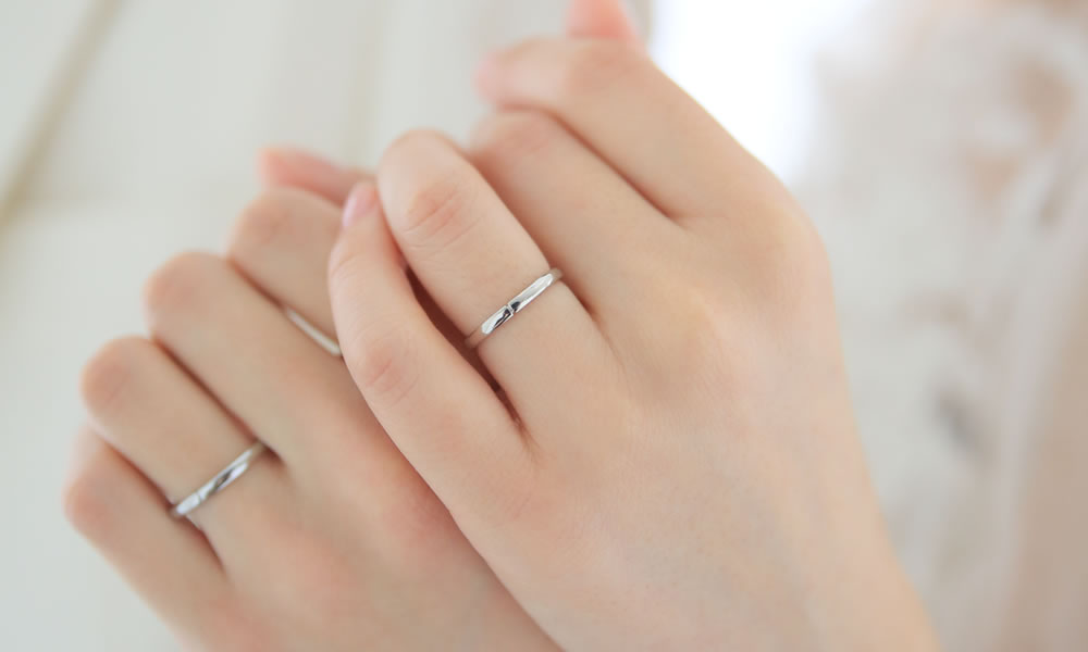 クリスマスのプロポーズは成功率が高い！？結婚指輪選びのヒント