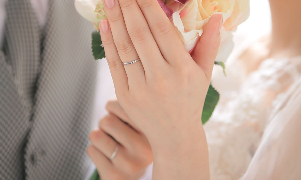 【結婚指輪】K18(女性) × プラチナ(男性)