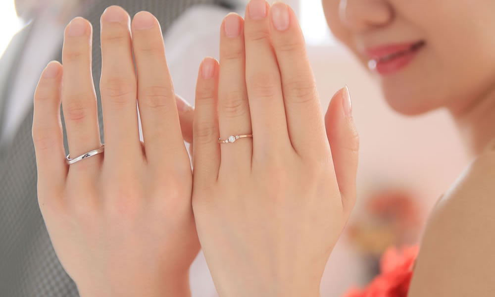 【結婚指輪】K18(女性) × シルバー(男性)